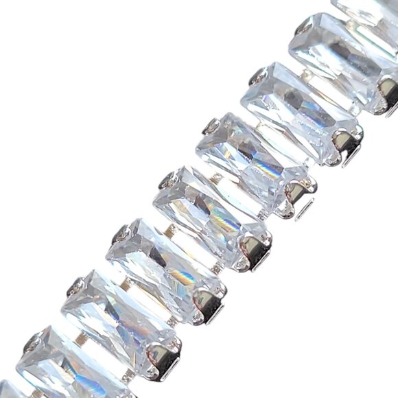 18" Sparkling Baguette Crystal adjustable Necklace - Picture 3 of 7